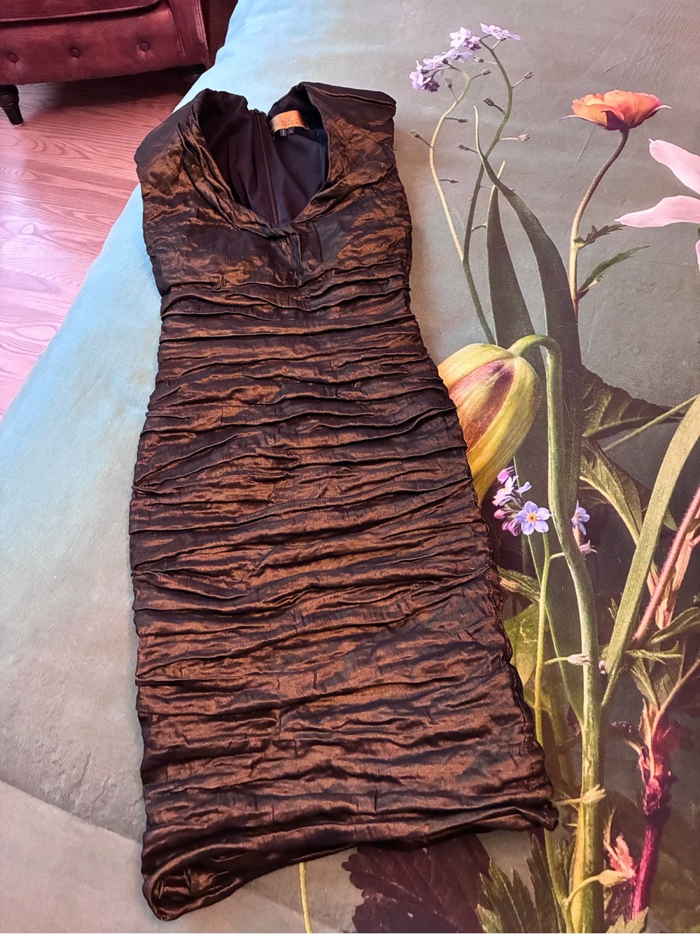 Metallic Ruched Midi Dress in Olive/Gold